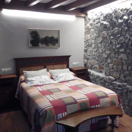 Montero De La Concha Värdshus Esles