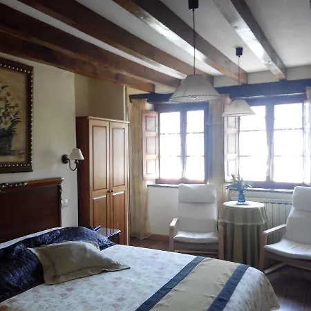 Inn Montero De La Concha
