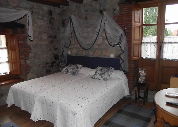 Montero De La Concha 3*