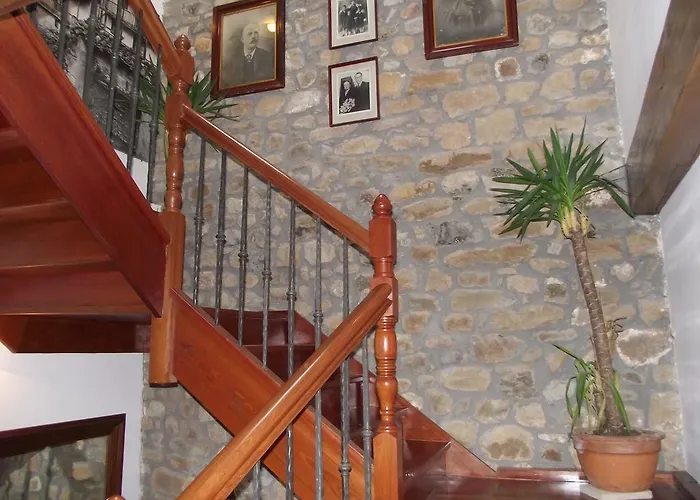 Montero De La Concha Inn