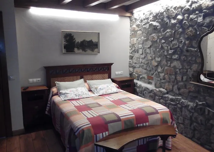 Montero De La Concha Inn Esles