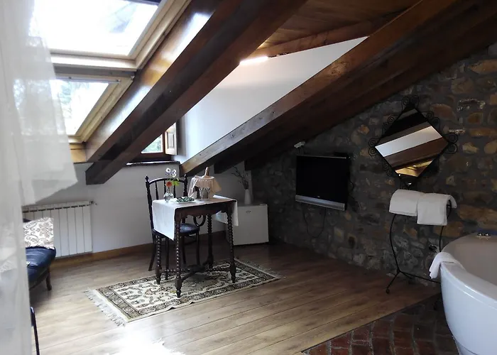 Inn Montero De La Concha