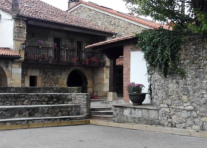 Montero De La Concha Inn 3*