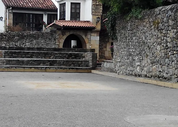 Montero De La Concha Inn