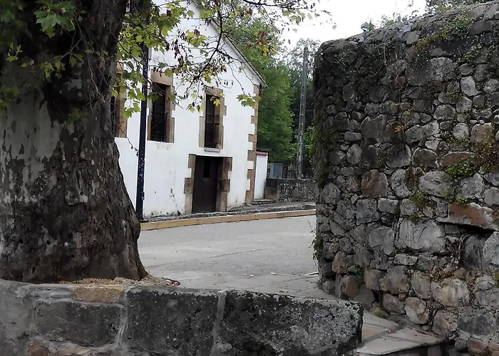 Inn Montero De La Concha